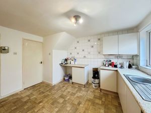 Photo 12- click for photo gallery